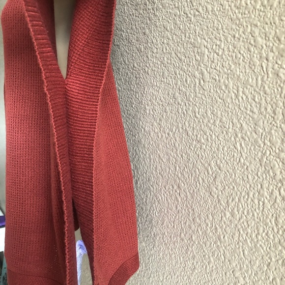 OLD NAVY | Rust Colored | Knit Poncho | XS-S |
NWT - Picture 3 of 9